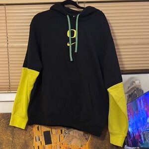 Nike U of O Black and Green Hoodie factory second never worn